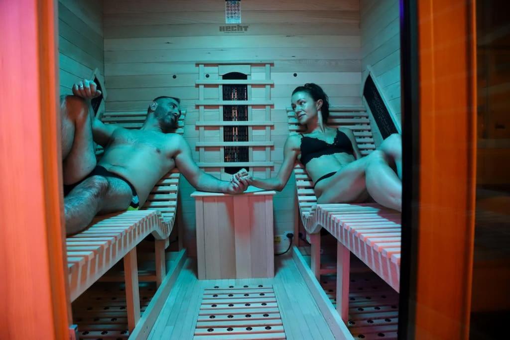 Love Room Unique - Sauna / Jacuzzi Charleville-Mézières Exteriér fotografie